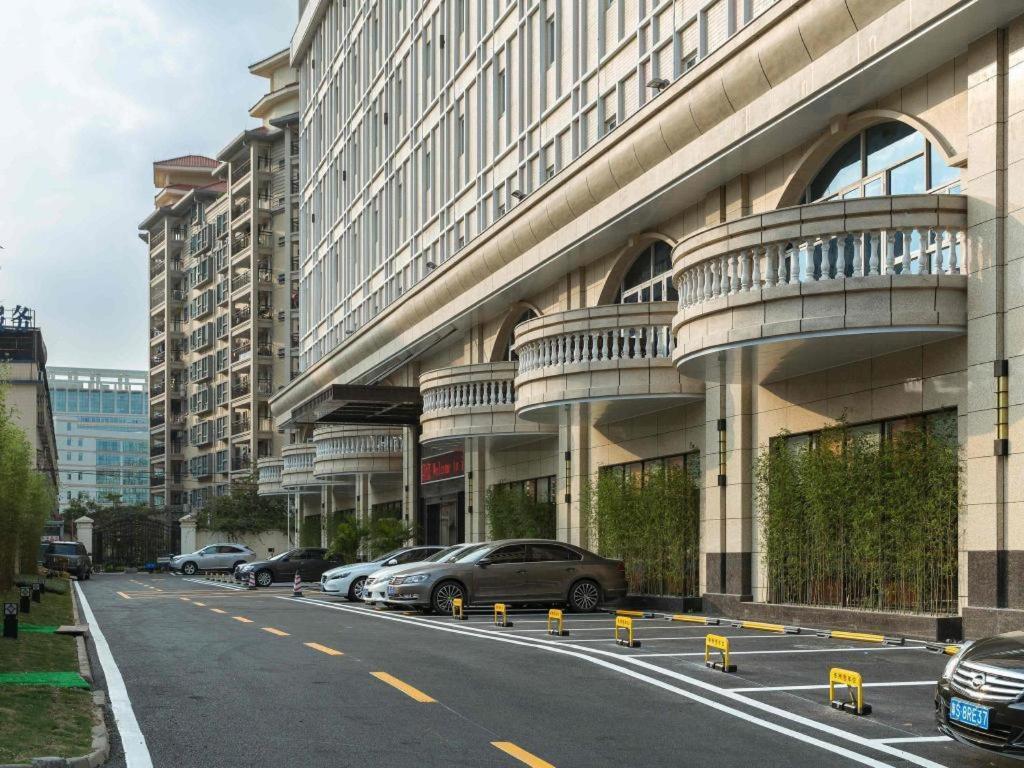 Ibis Dongguan Dongcheng Hotel Exterior photo